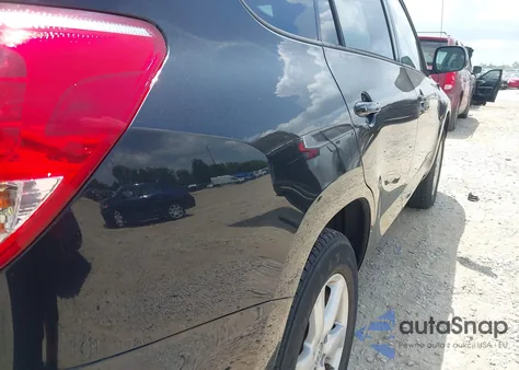 2006 Toyota Rav4 Limited из США, поврежденный, VIN JTMBD31V065007521